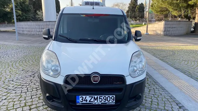 سيارة للبيع ميني فان Fiat Doblo موديل 2011