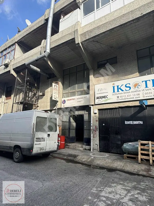 İKİTELLİ ORG.SAN.BÖLGESİ SARAÇLAR SAN.SİT. 15 M² İŞYERİ SATILIK