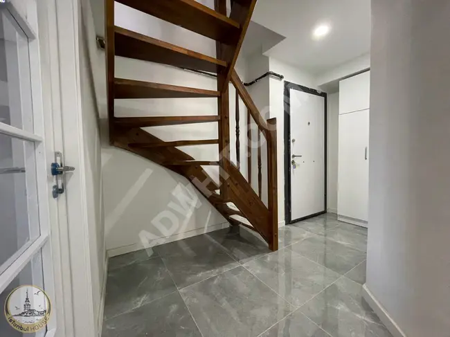 Duplex 4+2 high balcony inside a residential complex in BAHÇELİEVLER