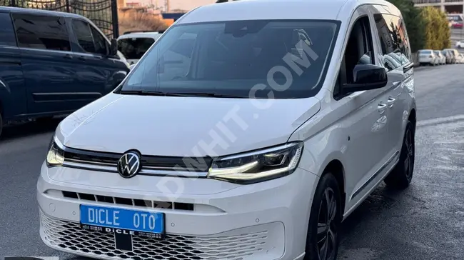 Volkswagen 2023, style design, equipped with a blind spot monitoring system, with lane tracking feature. The car is accident-free