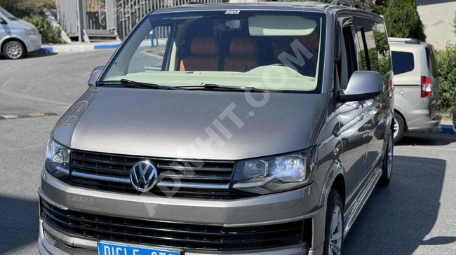 From DİCLE, Volkswagen Transporter 2018 with 150 HP VIP with middle section and fridge, no defects - Loans and exchange available