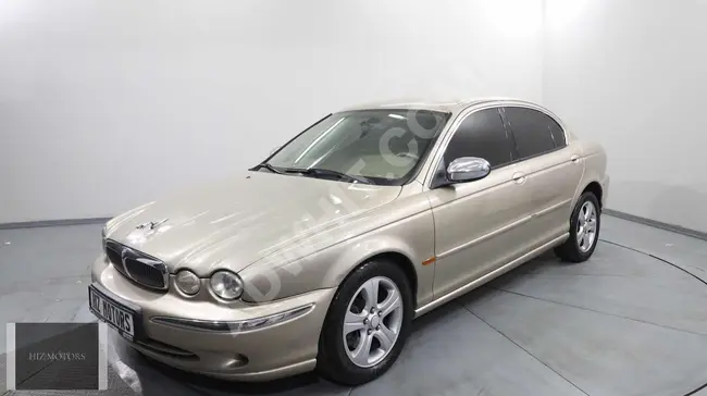 From HIZ MOTORS' Jaguar 2002 original kilometers and without defects