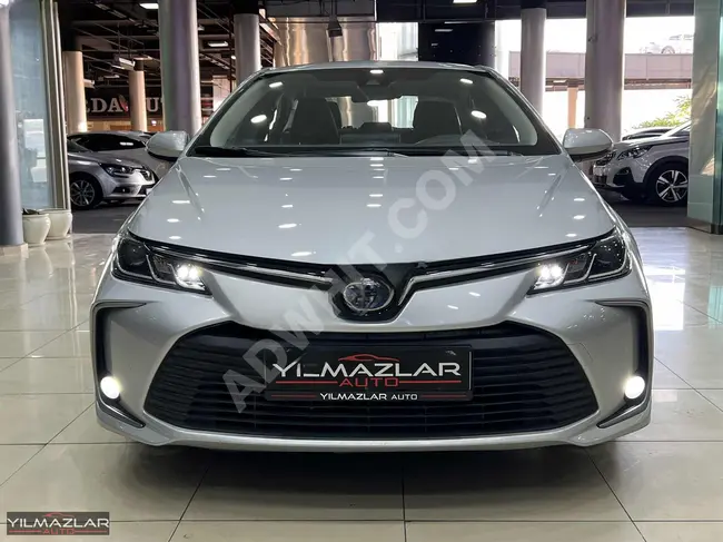 سيارة للبيع Toyota Corolla موديل 2019 بلا دهان بلا تغيير بلا حوادث