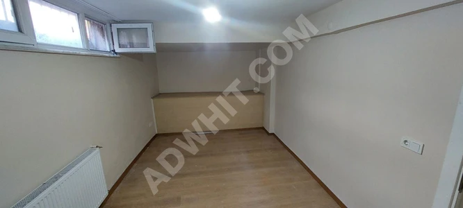 Apartment 2+1 for rent in the center of Çapa from Emlak Center