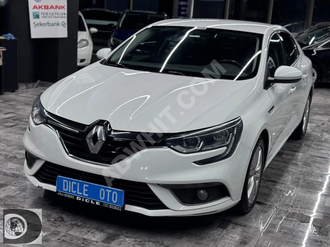 سيارة  MEGANE 2018  قرض كامل بفائدة 2.79 والتبادل متاح .من DİCLE OTO