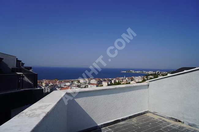 Duplex luxury apartment with a large terrace in Jannah Yelwa Yalova