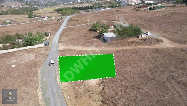 A licensed land with an area of 465 m² in ARNAVUTKÖY TAŞOLUK with one title deed