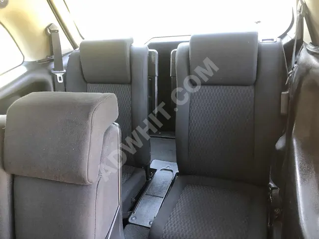 Car for sale OPEL ZAFIRA model 2004 with seven seats