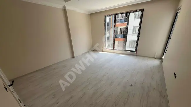 ARNAVUTKÖY VADİPARKTA 3+1 135 m2 HARİKA ARAKAT LÜX DAİRE