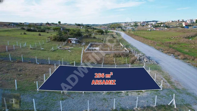 Land 256 square meters in ARNAVUTKÖY HARAÇÇI facing the street