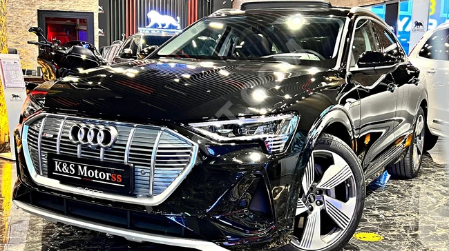 2022 أودي E-TRON سبورت باك 55 كواترو S-LINE