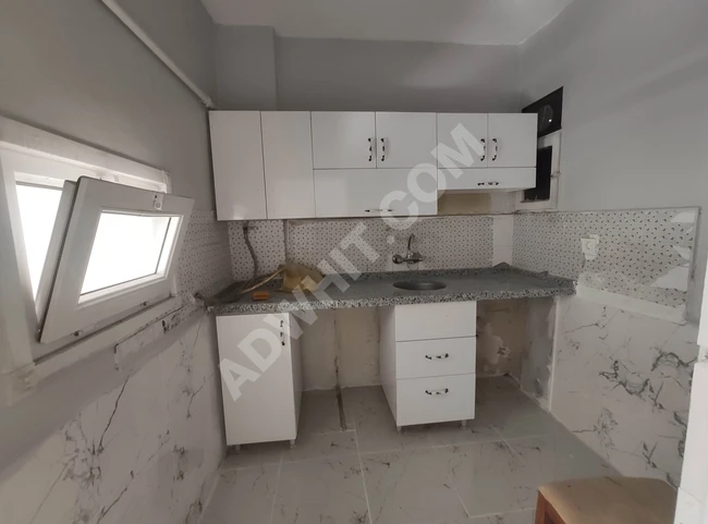 Apartment 2+1 on the first floor for sale in İKITELLİ MEHMET AKİF