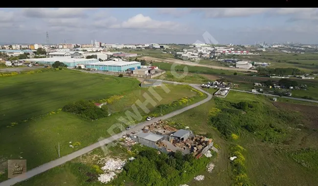 A plot of land measuring 250 m² in a prime location on the main street in Arnavutköy Hadımköy