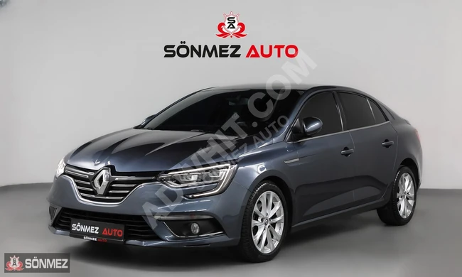 Renault 2017 model / LED lights / Holographic display / Seats with massage feature / Interior lighting / Navigation system / Rear camera / Keyless entry