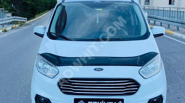 ميني فان للبيع FORD COURIER موديل 2019