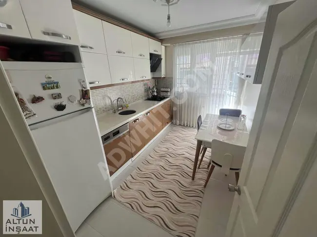 50.YIL MAH'DE 3+1 KÖŞEBAŞI 130 m2 ARAKAT ASANSÖRLÜ LÜX DAİRE