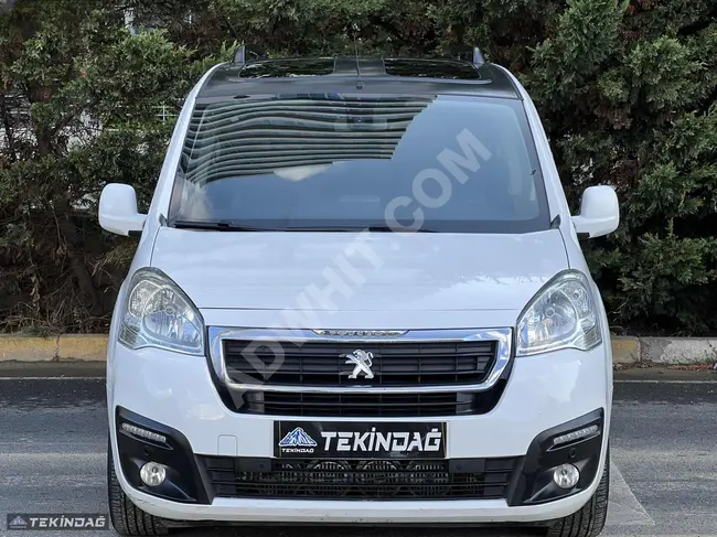 Peugeot - 2018 T PARTNER 1.6 BlueHDi with a sunroof, fault-free, fully equipped from TEKİNDAĞ