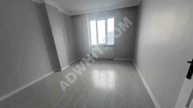 ARNAVUTKÖY MERKEZDE 2+1 90 m2 2. KAT HARİKA LÜX ARAKAT DAİRE