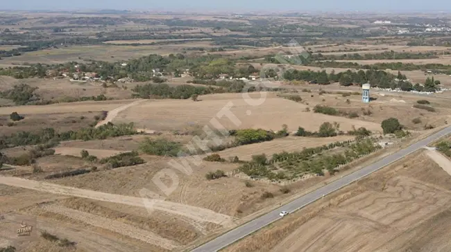 Land on the main street frontage 562 m2 in a prime location in Uzunköprü Muhacırkadı