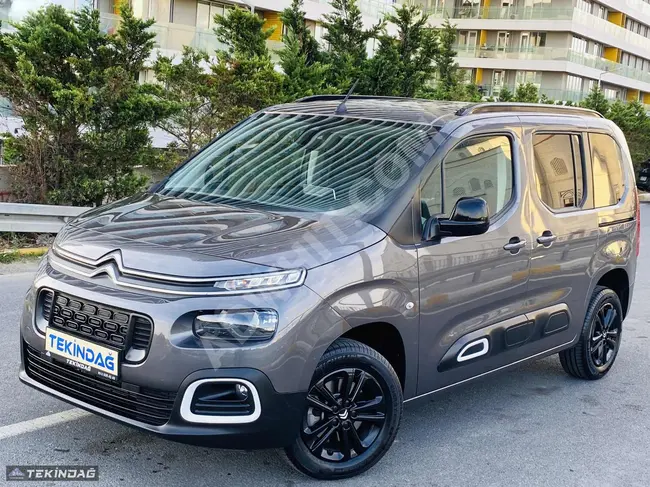 ميني فان للبيع Citroen Berlingo موديل 2024 أوتوماتيك