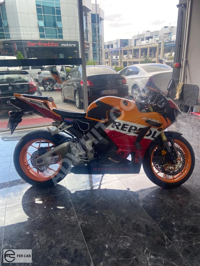 موديل 2015 هوندا 600 RR ريبسول 24000 كم من FERCAR