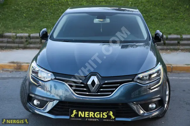 سيارة للبيع  RENAULT MEGANE موديل 2021 من شركة NERGİSOTOMOTİV