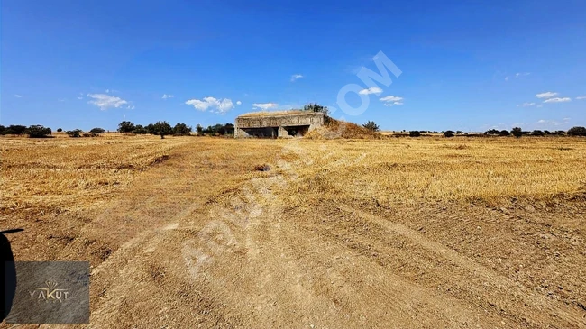 في Uzunköprü، Edirne، قطعة أرض مستقلة مناسبة للاستثمار.