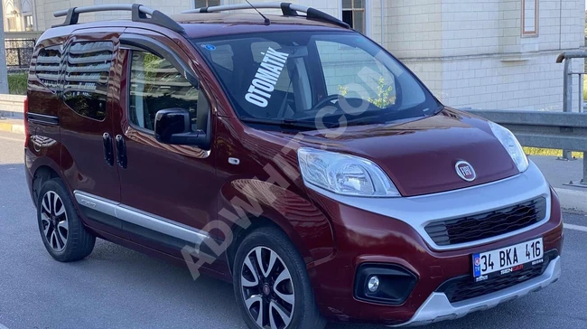 Mini van for sale Fiat Fiorino Combi model 2018 automatic transmission