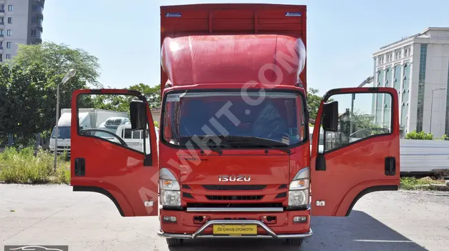 شاحنة للبيع Isuzu Npr Long موديل 2022