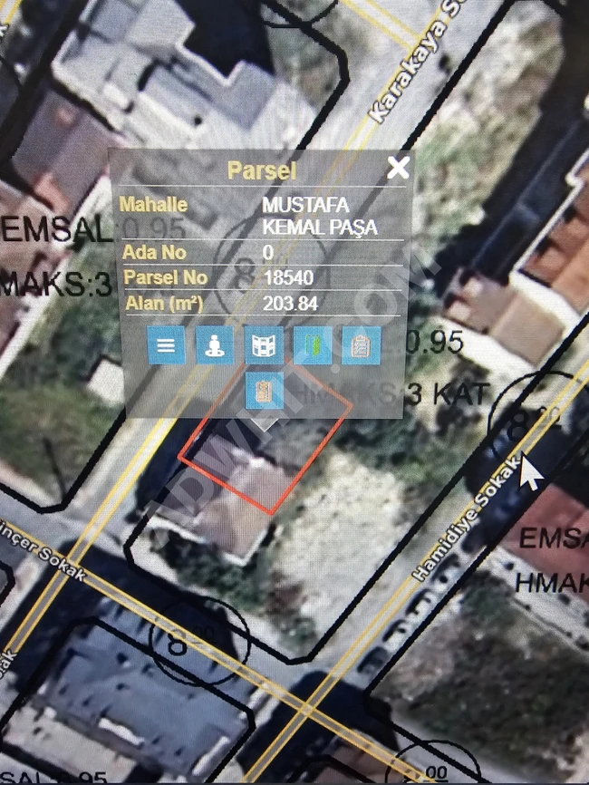 Land for sale in Arnavutköy Taşoluk neighborhood