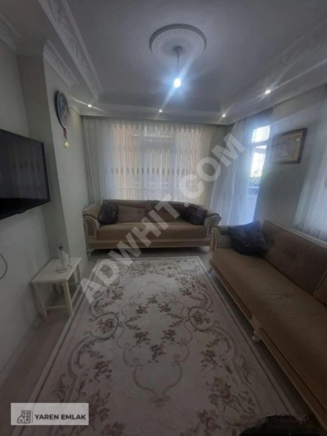 From YAREN EMLAK" for sale in GÜNGÖREN GENÇ OSMAN MAH. One floor suitable for loan 2+1 75m2