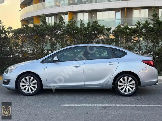 سيارة للبيع Opel Astra موديل أوتوماتيك / 300 ألف TL دفعة مقدمة 48 شهر