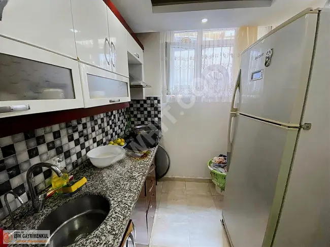 IŞIK EMLAK GÜVENCESİYLE SATILIK BAHÇE KAT 6 YILIK DAİRE 2+1