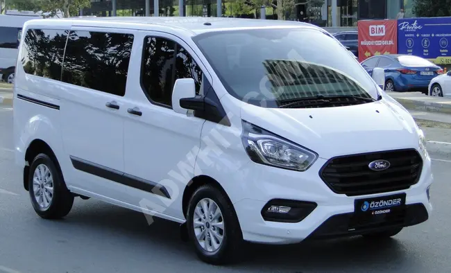 Ford 2021 CUSTOM Short Deluxe Glass Box Van 55,000 km - from ÖZ ÖNDER