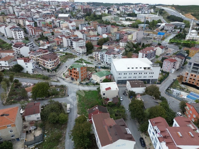 ARNAVUTKÖY MERKEZ 251 M2 ÇİFT YOLA CEPHELİ İMARLI İFRAZLI ARSA