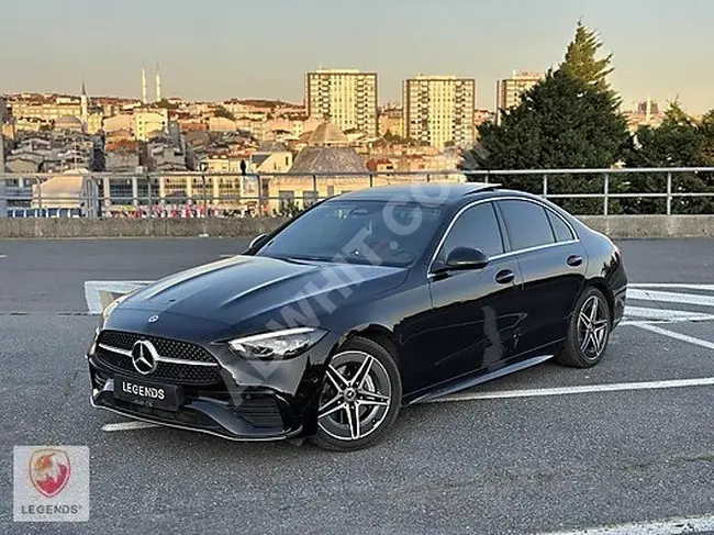 مرسيدس C200 AMG 4MATIC سقف زجاجي+تدفئة+بدون عيوب - من LEGENDS