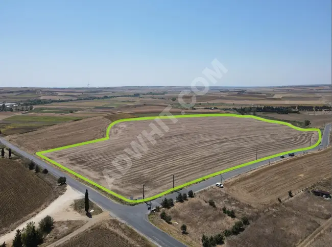 Land like no other 111,000 square meters on the main road in Silivri - SEYMEN