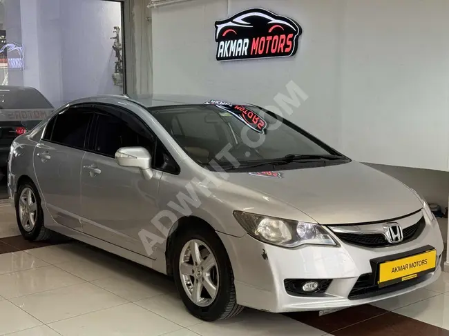 سيارة للبيع Honda Civic موديل 2011 بمسافة 164 ألف كم الباكاج أصلي