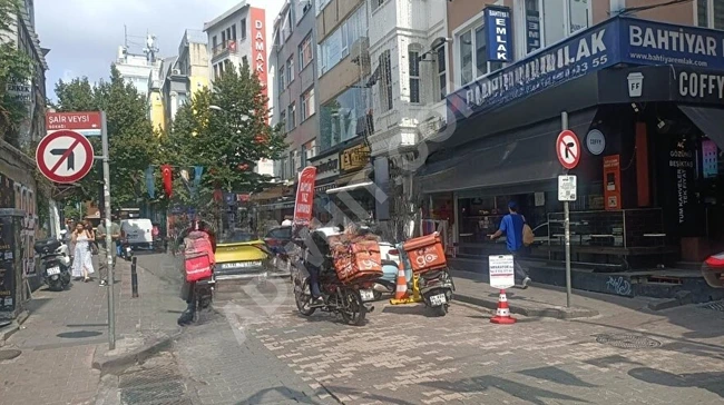 Shop for rent in Beşiktaş near the market