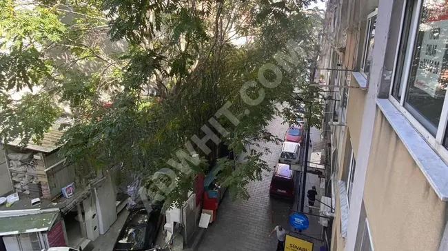 Comfortable and spacious apartment without slopes in the center of BEŞİKTAŞ