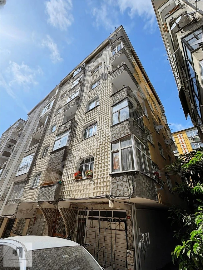 Apartment for sale 2+1 ownership floor & with elevator in BAHÇELİEVLER SİYAVUŞPAŞA