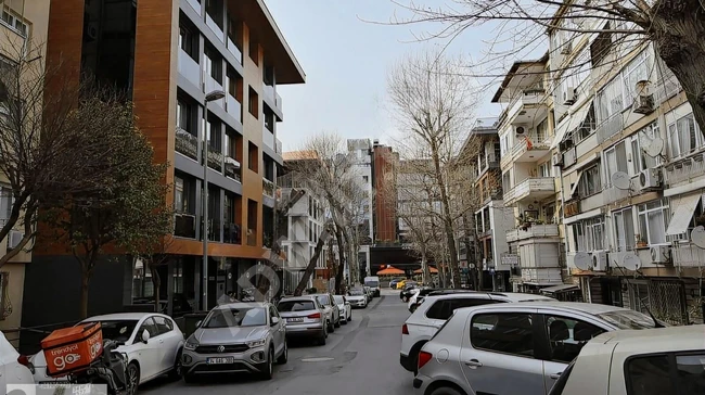 1.Levent Nisbetiyede yeni inşaattan daire