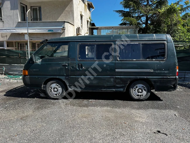 Model 1997 Mitsubishi L 300 4+1 persons, dual sliding doors