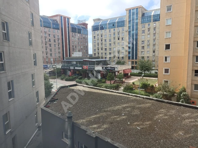 Studio apartment for sale urgently in evler complex near Beylikdüzü