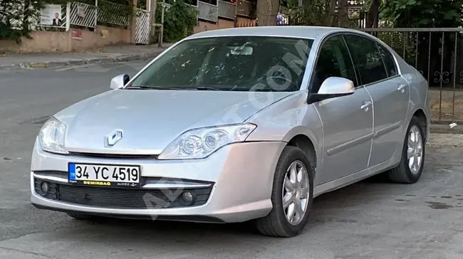 من ÖZYAKIŞIR OTO سيارة  Renault Laguna  نظيفة موديل 2010 من مالكها الأول.