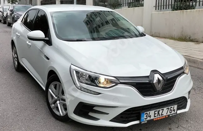 سيارة 2021 رينو مغان (Renault Megane) جوي (Joy) 1.3 TCE أوتوماتيك بدون دهانات، وخالية من الحوادث، أصلية.