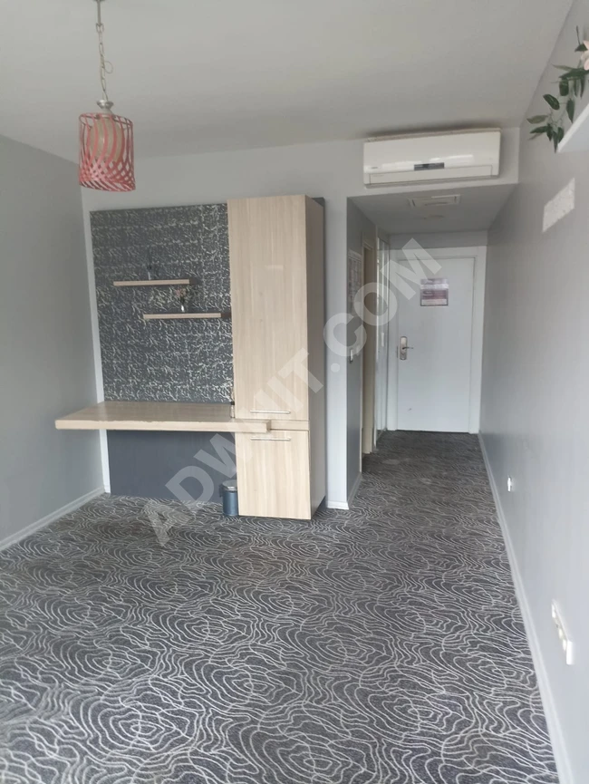 Studio apartment for sale urgently in evler complex near Beylikdüzü