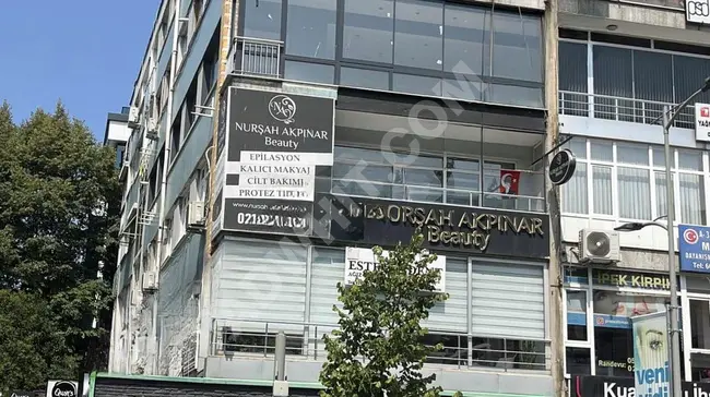 4+1 for sale in Bakırköy in the market across from CAPACITY AVM on the street by HİTİT Real Estate