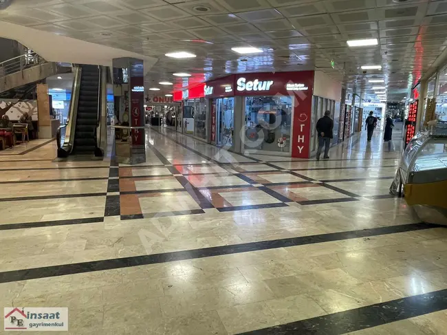 Commercial space of 30 m² for sale in ATAKÖY 9 REGION inside ATRİUM shopping center