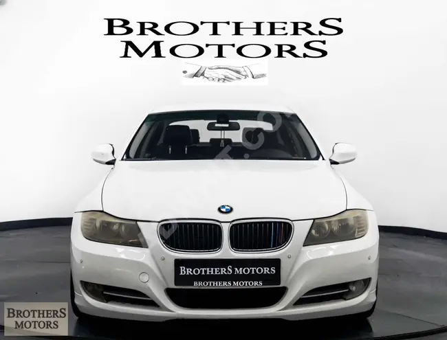 بي ام دبليوE90  - بدون تغيير قطع - حالة ممتازة مثالية - من BROTHERS MOTORS